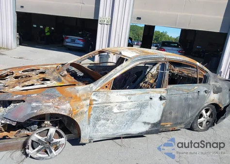 2011 Honda Accord 2.4 Lx z USA, uszkodzony, nr VIN 1HGCP2F39BA021112